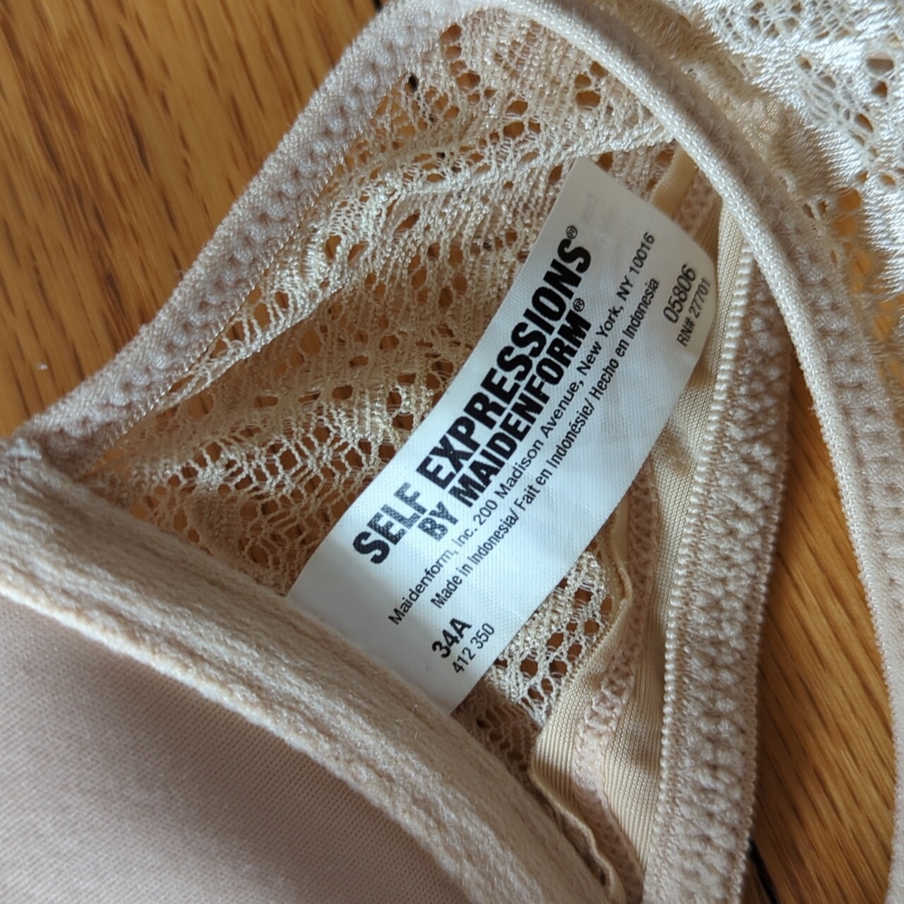 Self Expressions by Maidenform bra size 34A - Picture 4 of 6